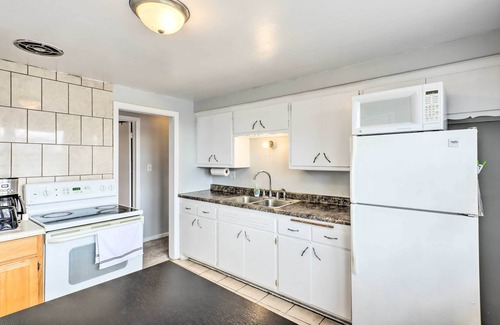 Glendale House | Cozy Milwaukee Home: 3 Mi to Whitefish Bay!