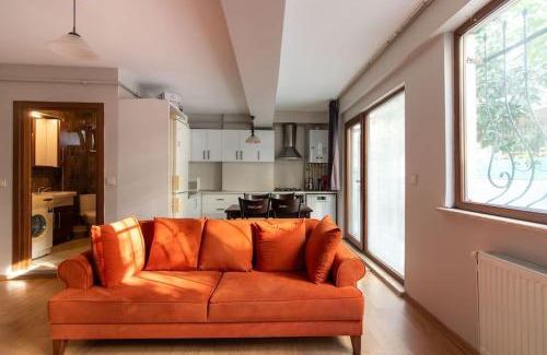 Maltepe Apartment | Cozy Modern 1BR w Patio New Building in Maltepe
