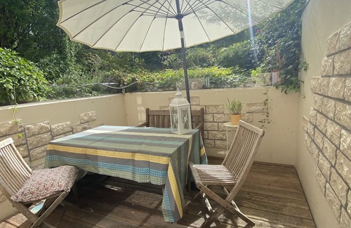 Greifenberg Condo | cozy modern apartment 5 minutes to the Ammersee in a Mediterranean villa