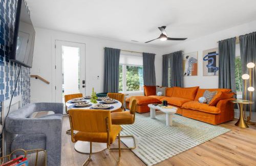Downtown House | Cozy & Modern House in the Heart of Raleigh