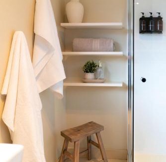 Youngtown Apartment | Cozy Modern Private Stay in Launceston