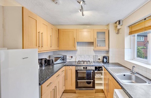 Clyst St Mary House | Cozy Modern Terraced House Near the City