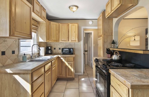University District House | Cozy Montana Retreat w/Fire Pit & Mountain Views!