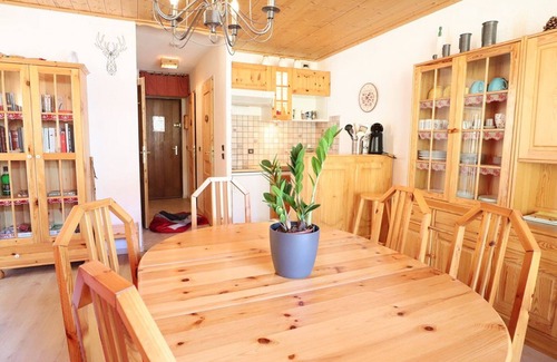 Beaufort Apartment | Cozy Mountain Apartment - Sleeps 6, 2 Balconies, Near Slopes - Arêches-Beaufort