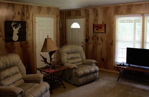 Vesuvius House | Cozy Mountain House Near VMI, W&L, And Horse Center