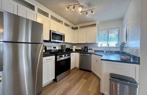 Wells Branch House | Cozy N Austin, Backyard Patio with 4Beds, Mins from Domain & DT