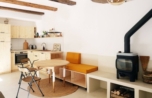 Besancon Apartment | Cozy N'est house on historic courtyard-garden, close to station and city center