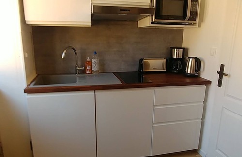 Old Lyon Apartment | Cozy n'est in the heart of Vieux-Lyon
