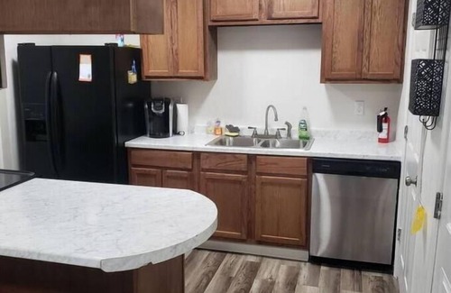 Monroe House | Cozy newly renovated house