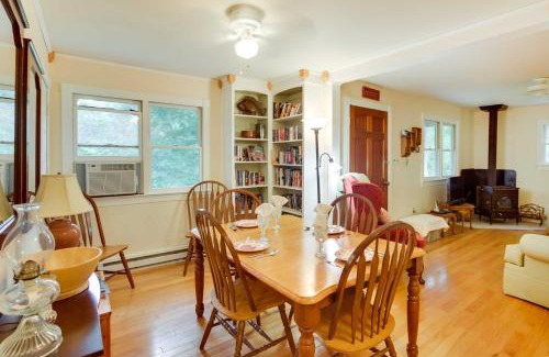 Montebello House | Cozy Nonny Cottage Near Appalachian Trail!