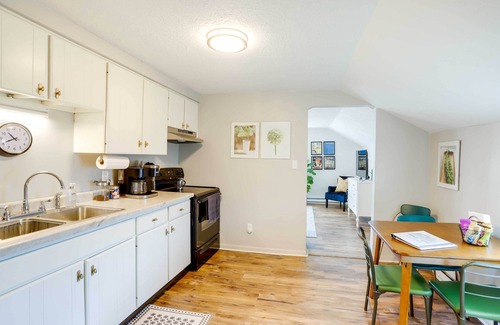 Norwalk Apartment | Cozy Norwalk Apt: Near Cedar Point & Kalahari!