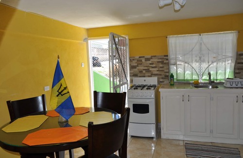 Providence Apartment | Cozy One Bedroom Apartment In Paradise