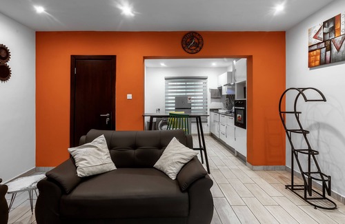 Santeo House | Cozy One Bedroom Townhome in a Prime Area