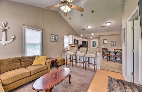 Pantego House | Cozy Pantego Cottage about 5 Miles to Belhaven!