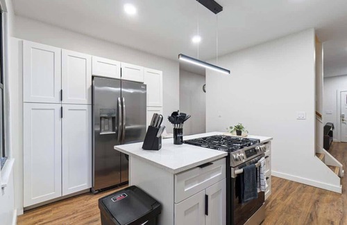 Central Northside House | Cozy Pittsburgh House: Fire Pit, Free WiFi!