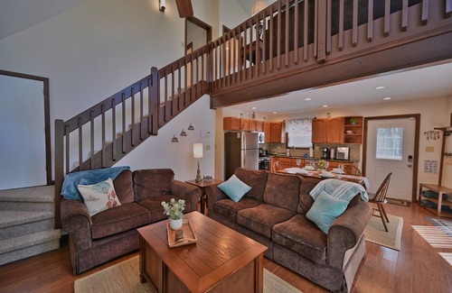 Albrightsville Ski Chalet | Cozy Pocono Chalet
