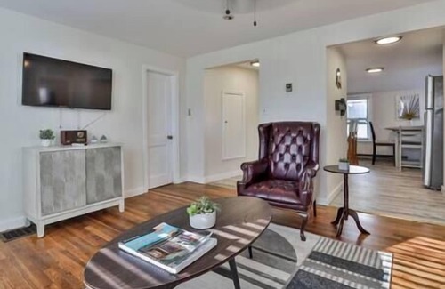 Salem Apartment | Cozy & Quiet Escape Near Shopping & Restaurants