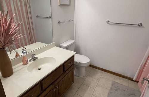 Warrensburg Condo | Cozy & Reliable brick duplex w/great location