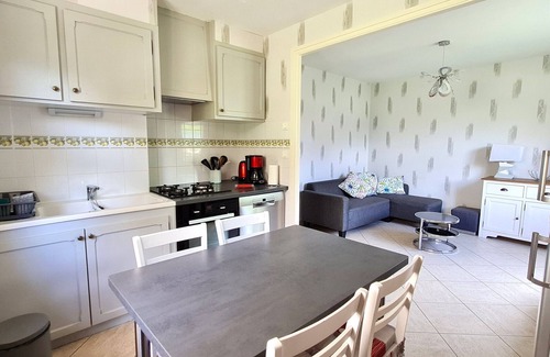 Naives-Rosieres Cottage | Cozy Retreat Near Bar-le-Duc: Family-Friendly Cottage with Spacious Garden