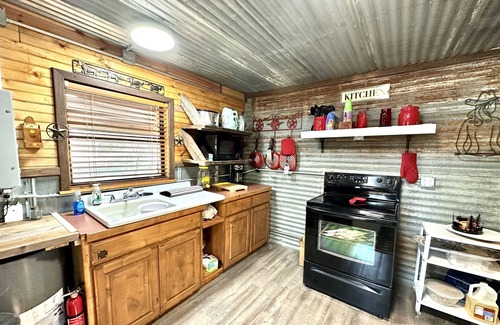 Goldthwaite Cabin | Cozy River Cabin In Mills County. Colorado River frontage on 1 acre