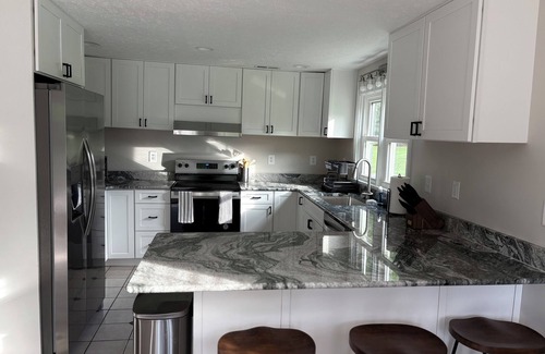 New River House | Cozy, riverfront house - 15 minutes from Virginia Tech