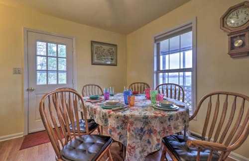 Calverton House | Cozy Rixeyville Cottage with Deck, Grill, and Stabling