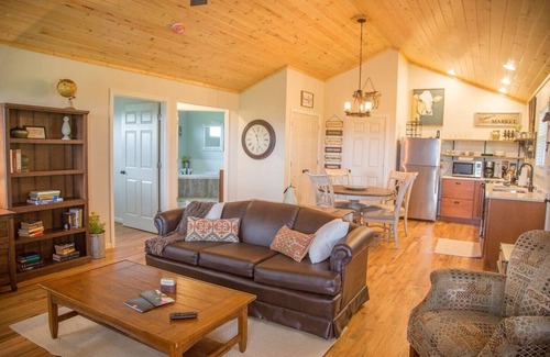Hiwassee Cabin | Cozy, Romantic, River & Trail Access, Great Views