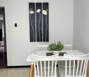 San Jose House | Cozy Room in Central San Jos with Private Entrance