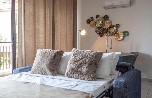 Mazotos Apartment | Cozy sea view Apartment