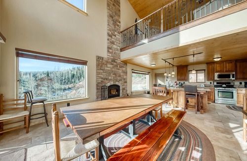 Brian Head Cabin | Cozy Ski Home with Deck & Game Room - 1 Mile to Brian Head - Great for Groups