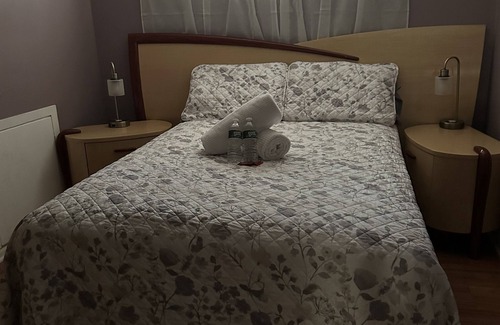 Englewood Apartment | Cozy Spacious Guest Suite 15 minutes from NYC