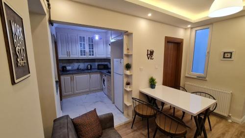 Yesil Mahallesi Apartment | Cozy Spacious near Green Mosque