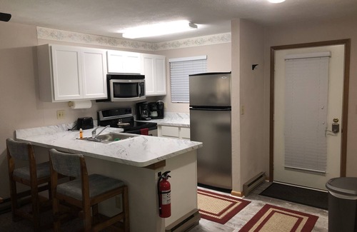 Hidden Valley Condo | Cozy Spring Condo - Great View of Hidden Valley Resort -Bike-Hike-Golf