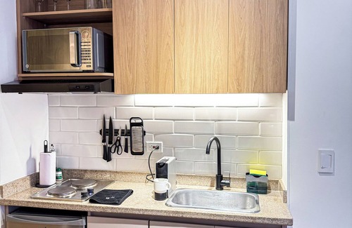 Chico Apartment | Cozy studio near 93 park with terrace, WiFi, fitness room and coworking