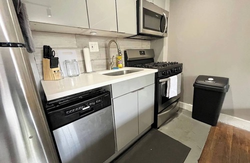 Dwight Apartment | Cozy Studio Near Architecture/Drama Schools @Yale