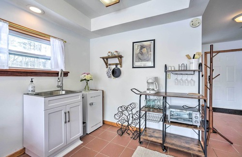 Greenfield Center Apartment | Cozy Studio on Secluded 55 Acres w/Fire Pit!