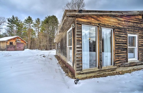Greenfield Center Apartment | Cozy Studio on Secluded 55 Acres with Fire Pit!