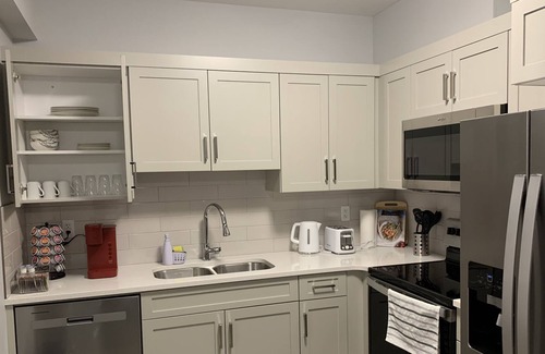 Saskatoon House | Cozy suite in Saskatoon. Near attractions. Free parking. Self-check-in.