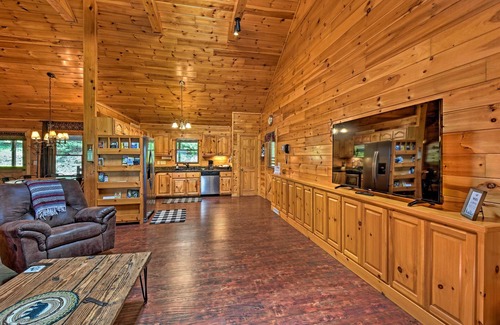 Ellijay Cabin | Cozy 'Sunset View' Cabin w/Game Room & Mtn Views!
