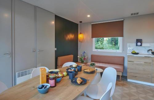 Kropswolde Ski Chalet | Cozy Tiny SolHouse 4 - Near Groningen