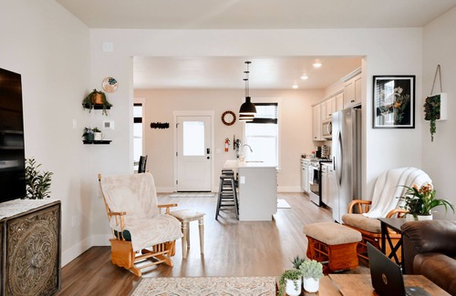 Billings House | Cozy townhouse near Yellowstone River. Pet friendly.
