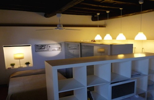Trastevere Apartment | Cozy Trastevere WiFi A/C in the Old Trastevere ideal for a couple + child