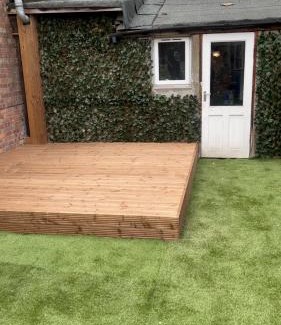 Forest Hill Apartment | Cozy Two Bedroom Flat 1 Minute from Forest Hill Train Station
