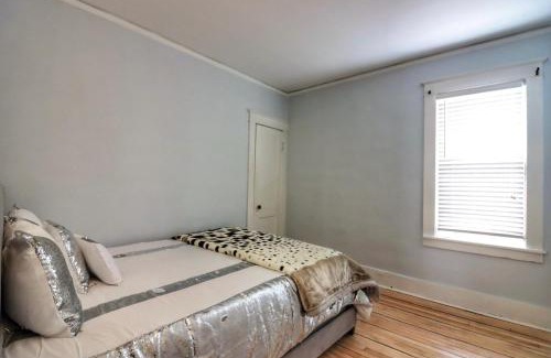 Amsterdam Apartment | Cozy two bedroom home close to everything
