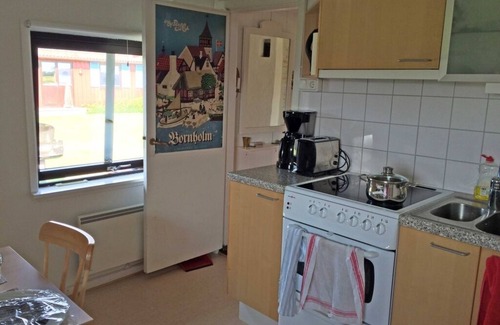 Lervik House | Cozy typical summer house 800 m from the sea