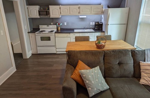 Springfield House | Cozy upstairs two-bedroom apartment!