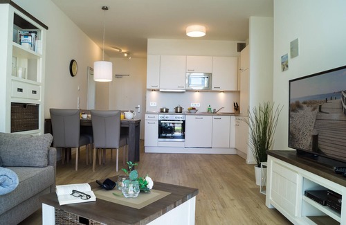Pelzerhaken Apartment | Cozy vacation apartment with sea view & terrace at Südkap A-03 in Pelzerhaken