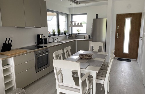 Trzesacz House | Cozy vacation home 600 m from the Baltic Sea with fireplace and sauna