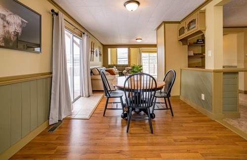 Berlin House | Cozy White Mountain/ JerichoMountain Retreat/3Bdrm/Spacious
