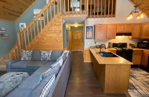 Elmira Cabin | Cozy "Wildwood Lodge" Nestled in a Beautifully Wooded Setting - Pet Friendly